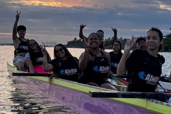 Vitrine CANOA HAVAIANA | SEGUNDA A SEXTA